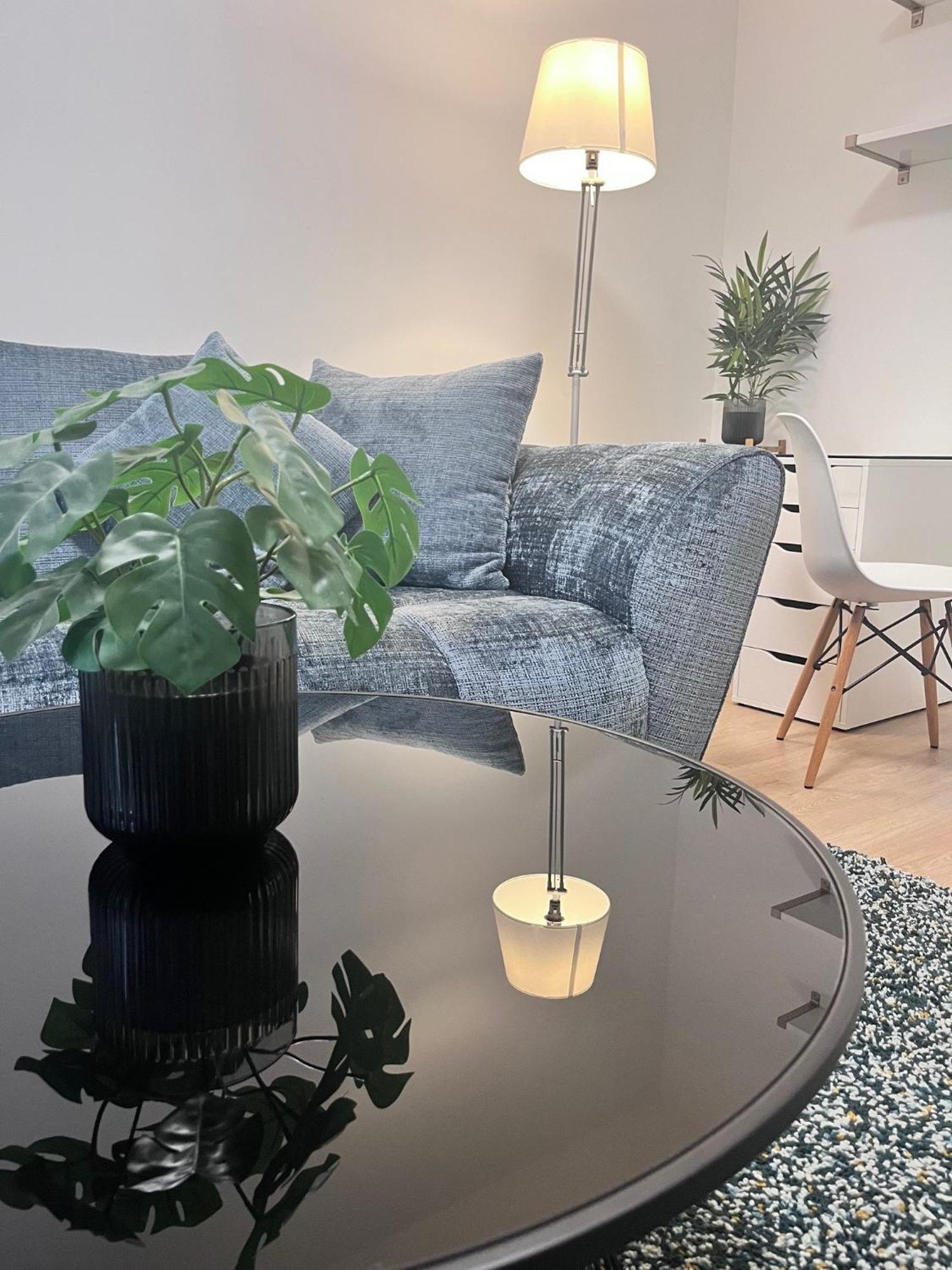 Raum2Go - No1 Modernes Ruhiges 2-Schlafzimmer Apartment City & Park Wiesbaden Kültér fotó